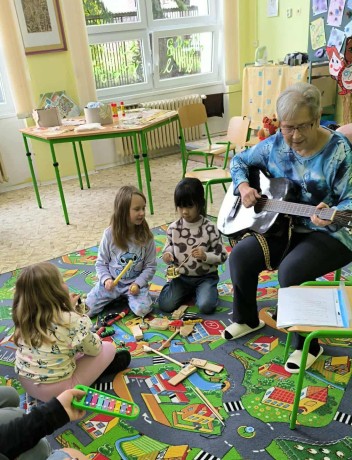 1e9488d2-4794-473d-b900-bcbef21abd09