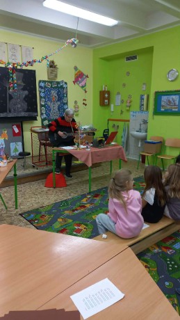 731478ac-8943-4ef4-8cc9-04367f5433f1