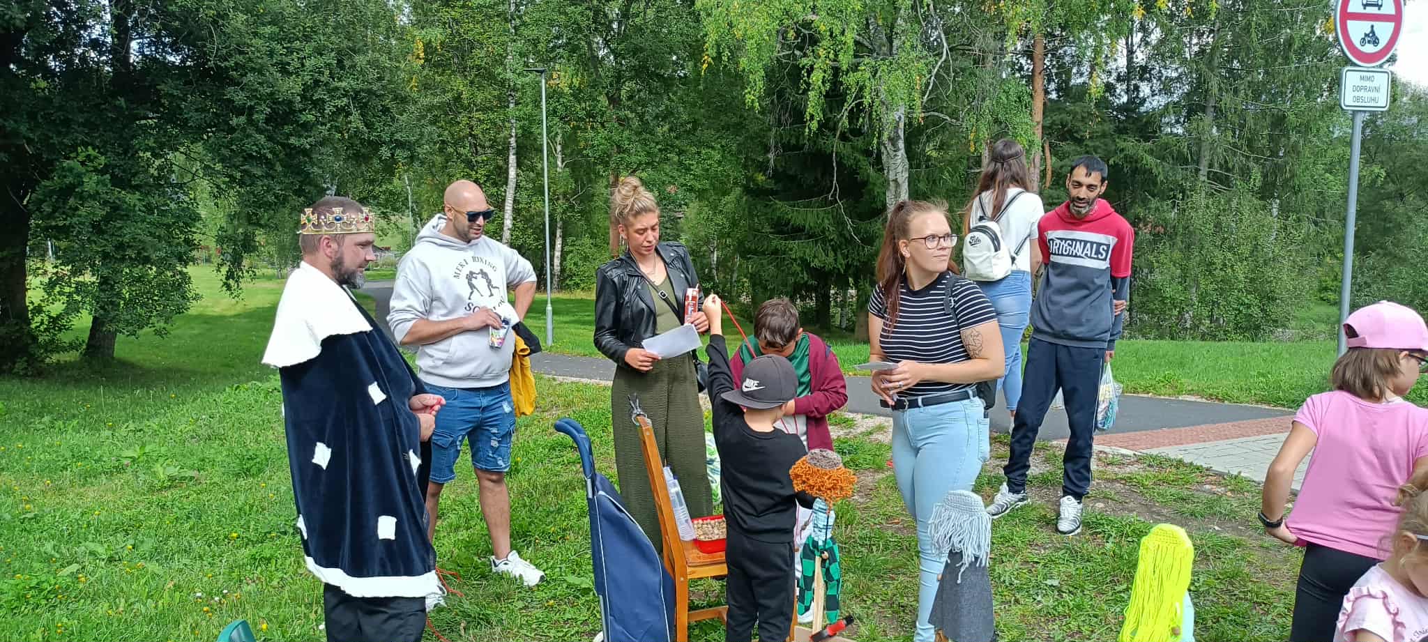 610ddc1a-8b50-42e9-8a97-89743e2dd8f3